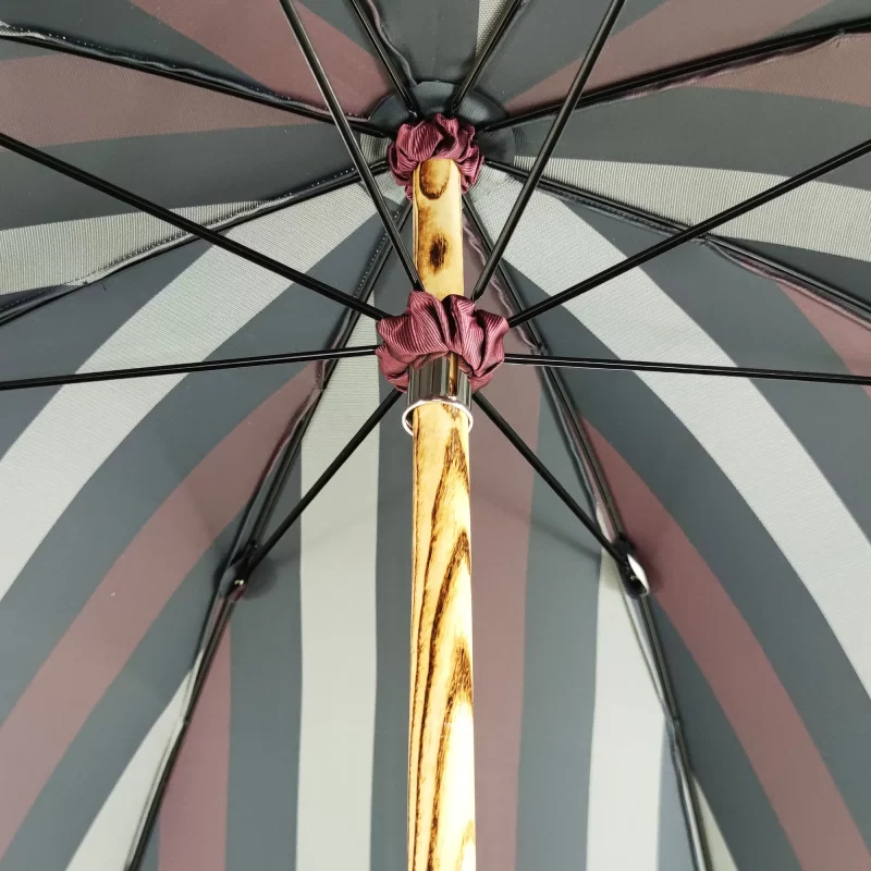 Parapluie rayé multicolore - Poignée en hêtre naturel – Image 8